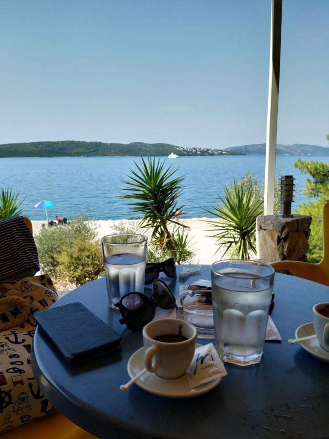 Studio Apartman Violeta II - 50M From The Beach Trogir Eksteriør billede