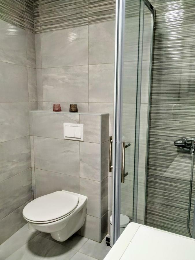 Studio Apartman Violeta II - 50M From The Beach Trogir Eksteriør billede