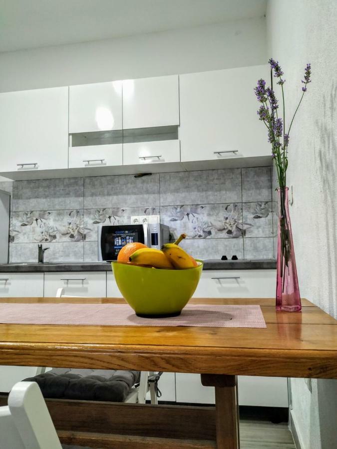 Studio Apartman Violeta II - 50M From The Beach Trogir Eksteriør billede